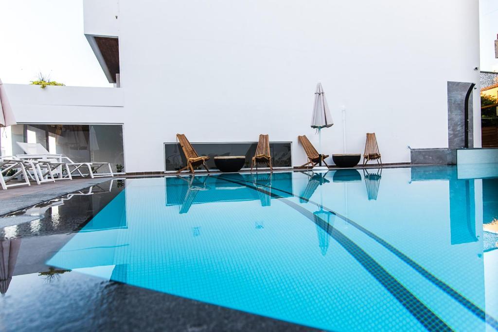 Kahlua Sea View Suites Херсониссос Экстерьер фото