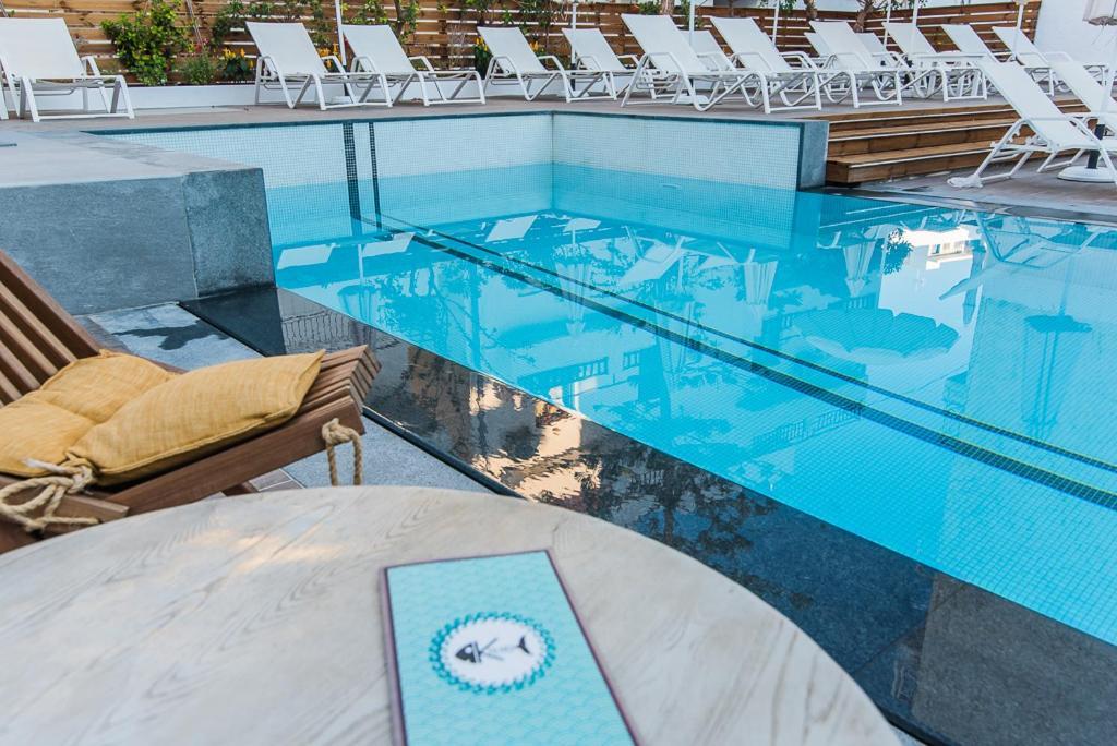 Kahlua Sea View Suites Херсониссос Экстерьер фото